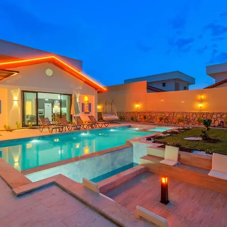 Ader Doga Villalari 4 *