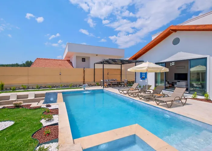 Ader Doga Villalari 4 Villa Eskiomerler