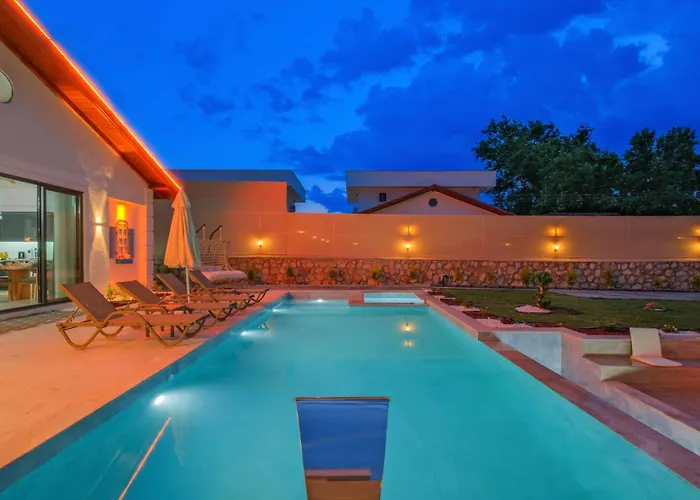 Ader Doga Villalari 4 *